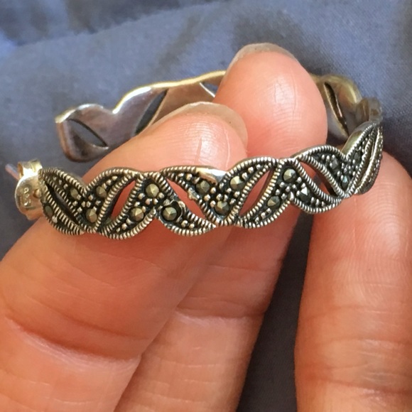 Sterling Silver Marcasite Hoop Pierced Earrings - Picture 4 of 9